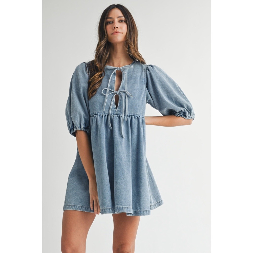 MABLE Solanna Denim Mini Dress Boho Babydoll Puff Sleeve Front Tie Bow Medium M